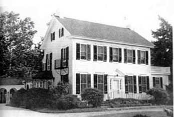 1981 photograph of Peaslee House