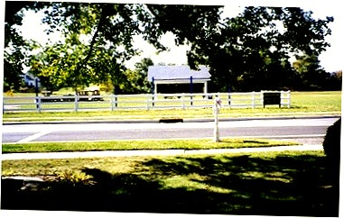 Mickleton Park on Democrat Road - 2003 photograph